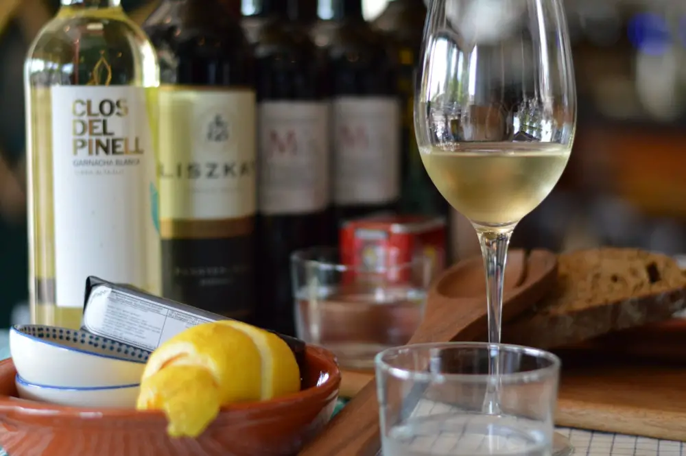 De wijnbox van Il Divino verrast met bijzondere wijnlanden en druivensoorten