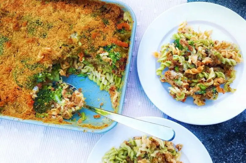 Broccoli ovenschotel met gehakt en pasta
